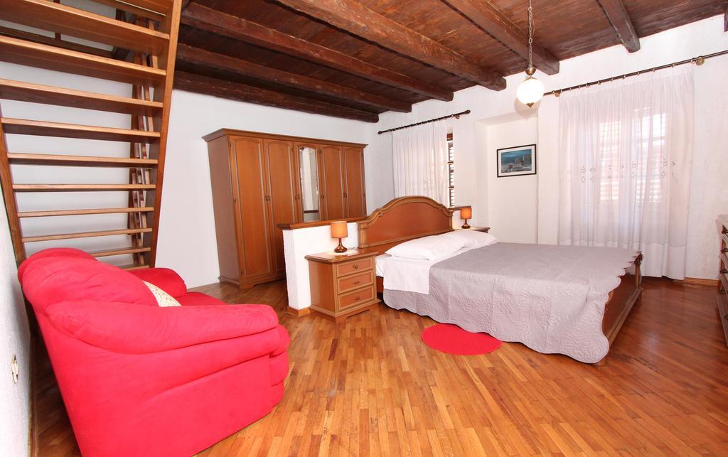 Apartments Ive Ровінь Екстер'єр фото